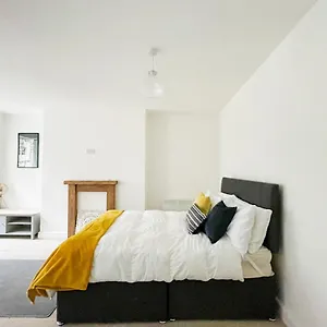 Pittville - By Suitely Apartment